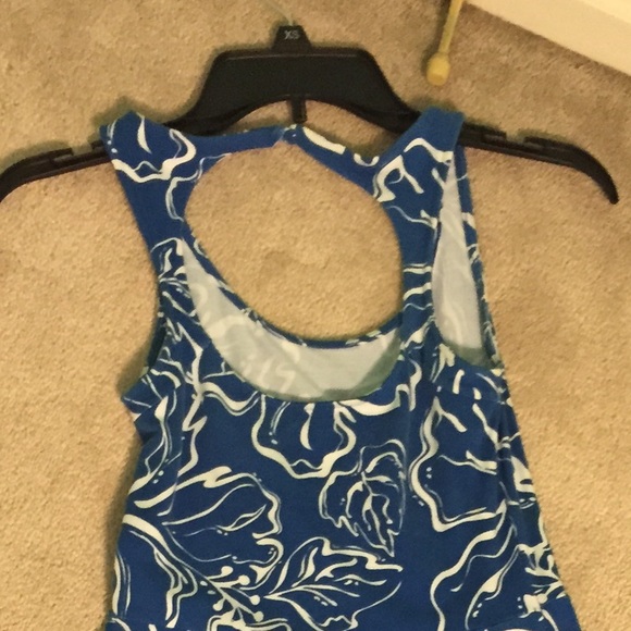 Open back casual dress - Picture 2 of 3