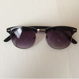 Black Clubmaster Style Sunglasses