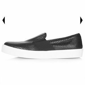 Tiga lizard skater shoes
