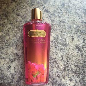VS mango temptation body wash
