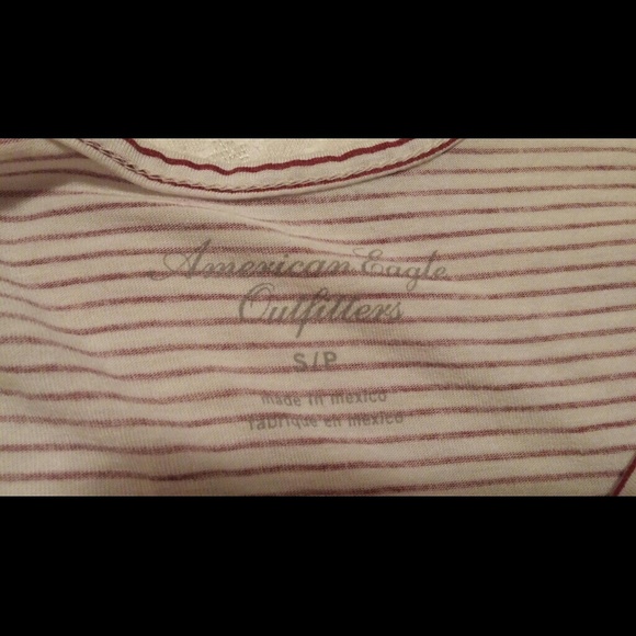 American Eagle Burgundy/Red and White stripe crop - Picture 3 of 3