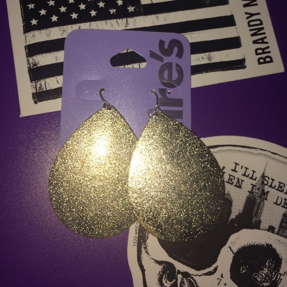 Sparkling Dangling Earrings