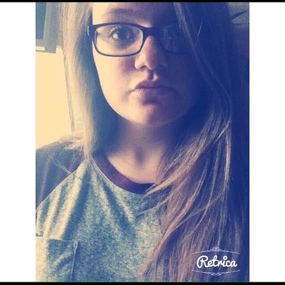 Meet your Posher, Rachel - Picture 1 of 1