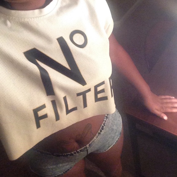 Crop top - Picture 2 of 4