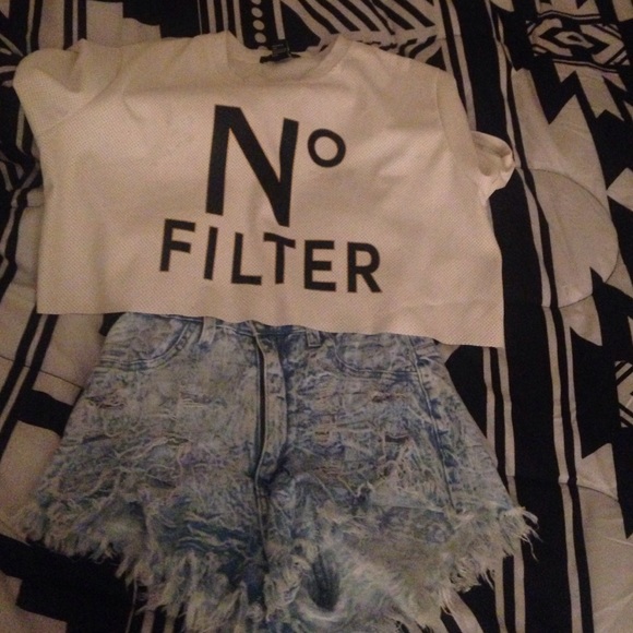 Crop top - Picture 3 of 4