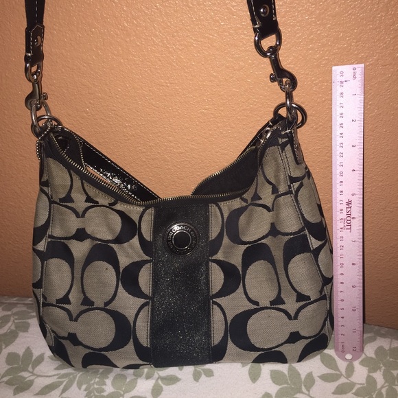 Coach purse - Picture 2 of 4