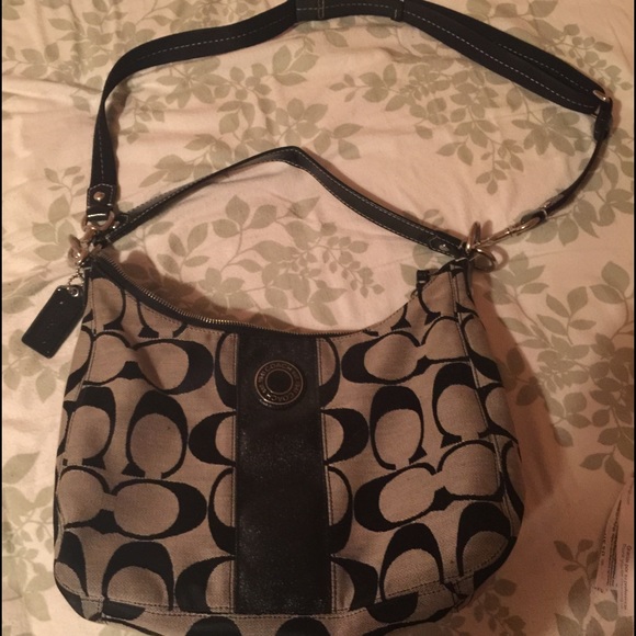 Coach purse - Picture 4 of 4