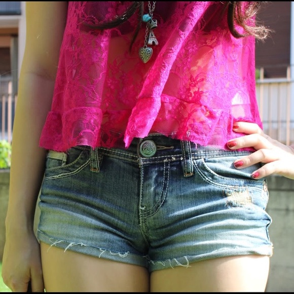 💖 Pink Lace Top 💖 - Picture 4 of 4