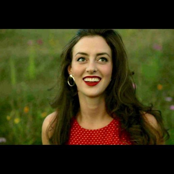 Meet your Posher, Elana - Picture 4 of 4