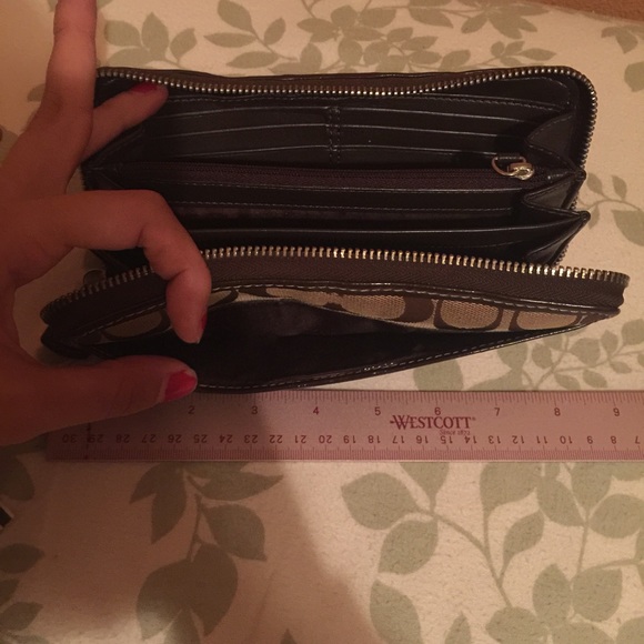 Coach wallet - Picture 4 of 4