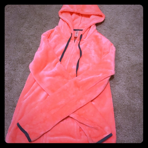 Brand new super soft sweater