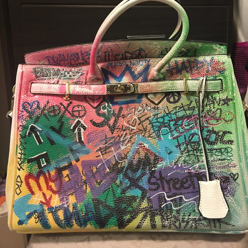 Graffiti cross shoulder bag
