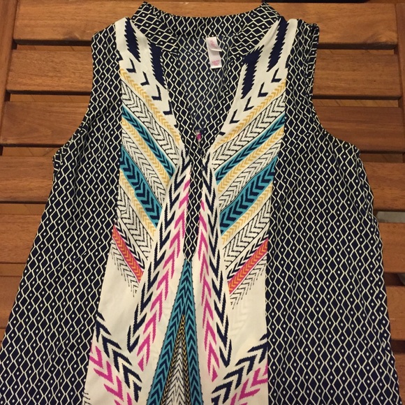 Xhilaration tunic style sleeveless dress