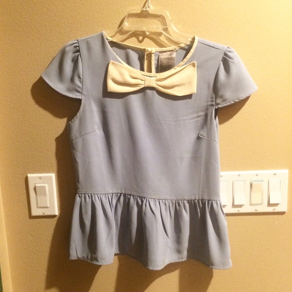 Bow Peplum Top With Cap Sleeves - Picture 2 of 4