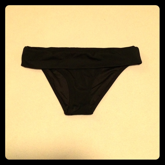⭐️NEW Victoria's Secret XSMALL bikini bottom