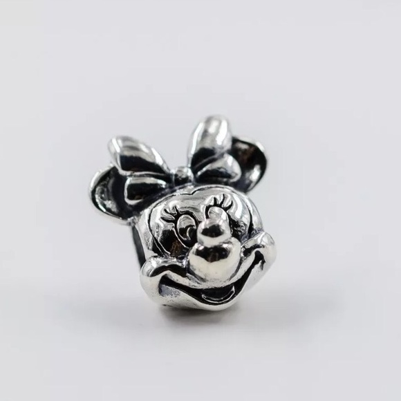 Pandora Disney .925 Minnie Mouse Portrait Charm