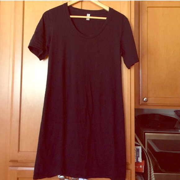 Dresses & Skirts - Black tshirt dress