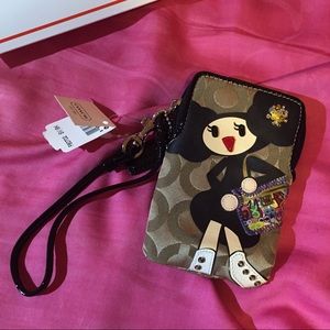 Authentic COACH Pepper Wallet/Wristlet