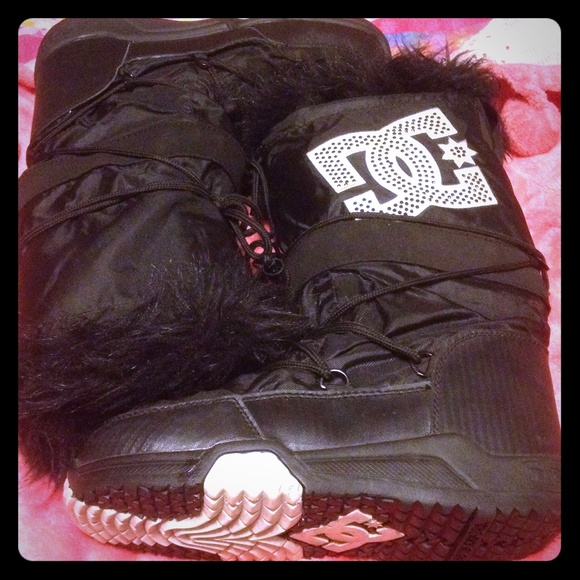DC winter boots
