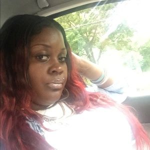 Meet your Posher, Latoya