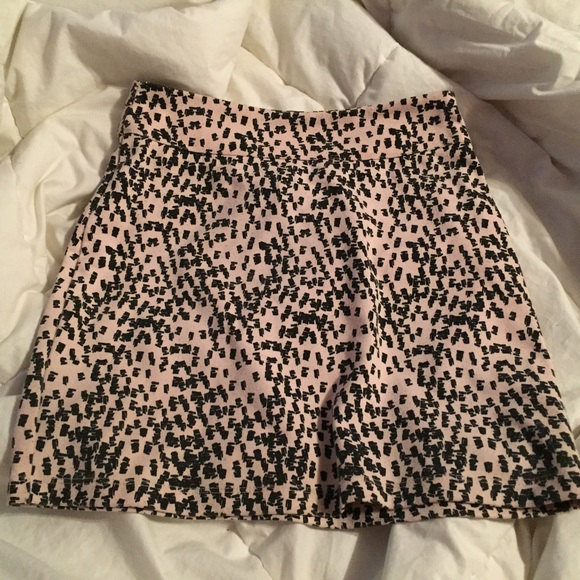 Black and Pink mini skirt.