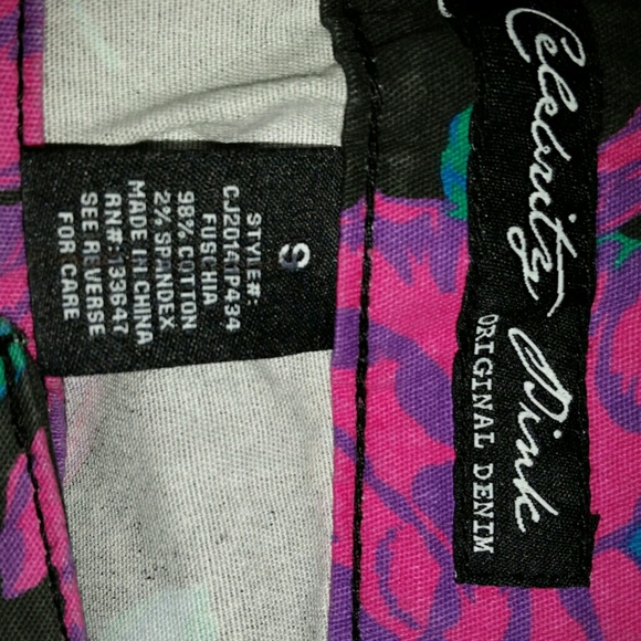 Celebrity Pink Denim Size 9 Floral Pattern - Picture 3 of 4