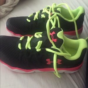 Running shoes