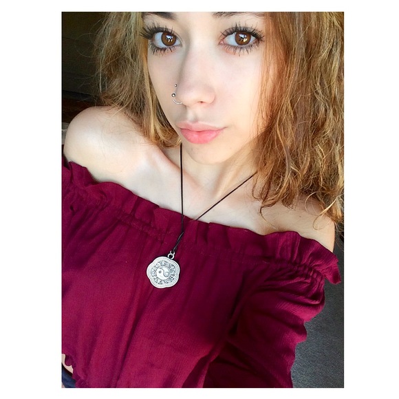YING YANG NECKLACE