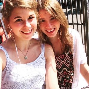 Meet your Posher, Angela