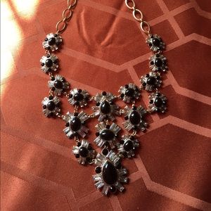 White House black market statement necklace