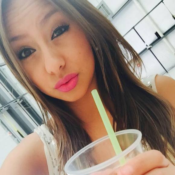 Meet your Posher, Edith - Picture 1 of 1