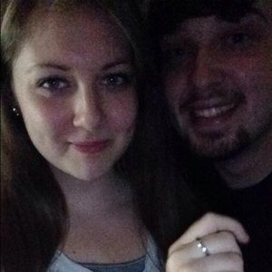 Meet your Posher, Caitlin