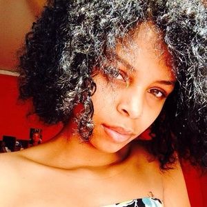 Meet your Posher, Destiny