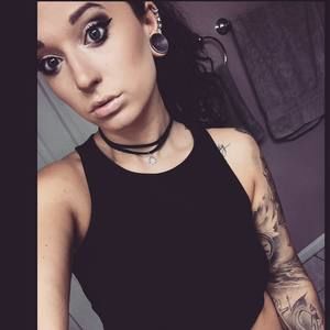 Meet your Posher, Paige