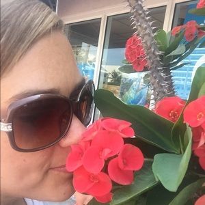 Meet your Posher, Christy