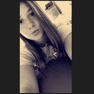 Meet your Posher, Isabelle