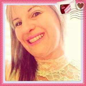 Meet your Posher, Damaris