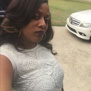 Meet your Posher, Beverly