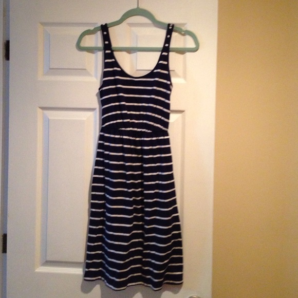 Old Navy Dresses & Skirts - Old Navy summer dress