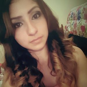 Meet your Posher, Araceli