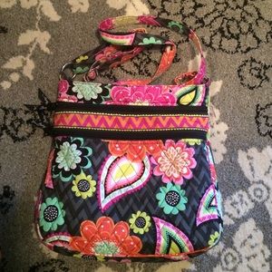 Medium sized Vera Bradley cross body