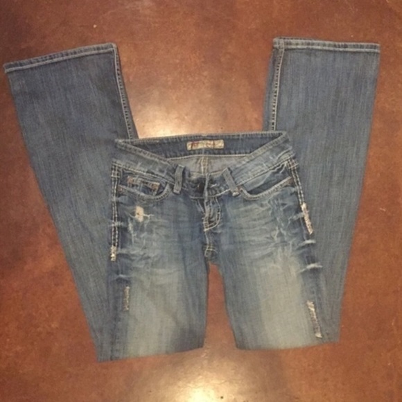 BKE Low Rise Stella Jeans