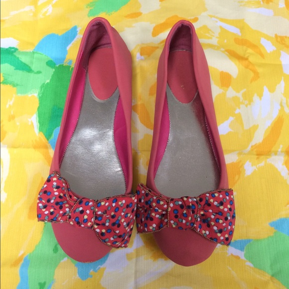 SALE Adorable coral pink bow flats size 7 - Picture 2 of 4