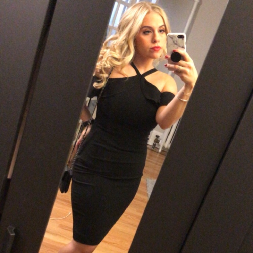 Meet your Posher, Alexandra