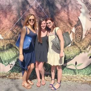 Meet your Posher, Perry