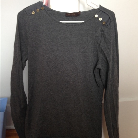 The Limited Tops - Hold