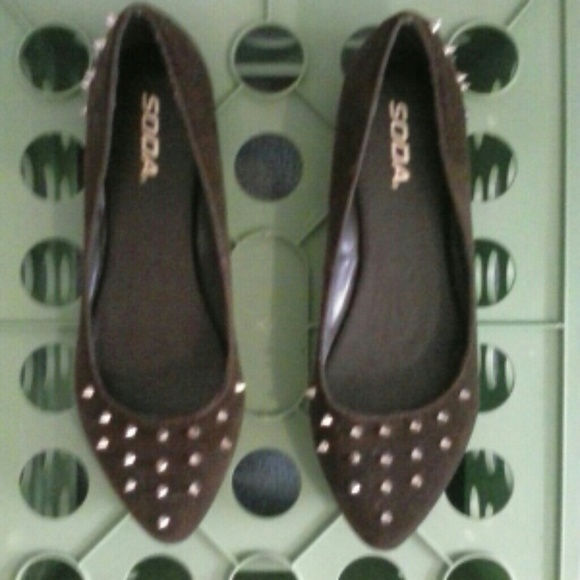 SOLD 🎉HP🎉 Soda  pointed ballet flats
