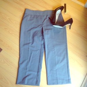 Nicole Miller easy fit capris