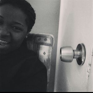 Meet your Posher, Jasmin