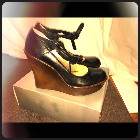 Jessica Simpson Shoes - NEW Jessica Simpson Cam Platform Shoe